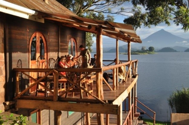 Mutanda Lake Resort